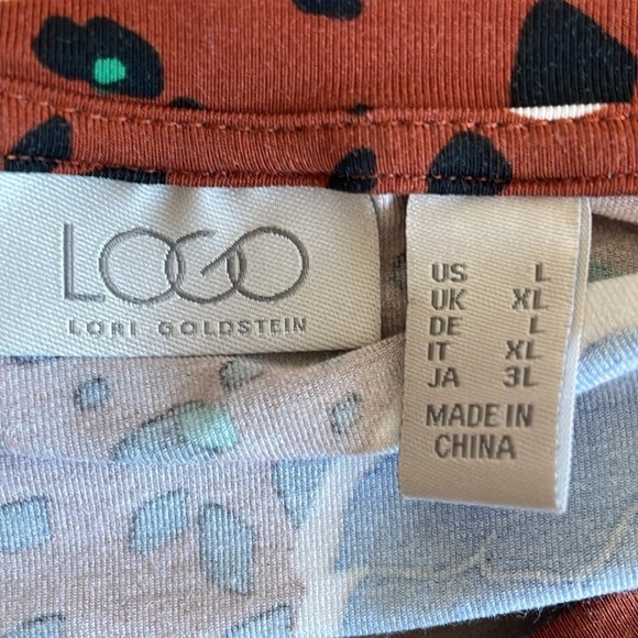 LOGO by Lori Goldstein Blue Floral Top - Picture 6 of 7